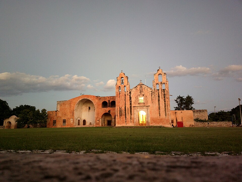 Maní