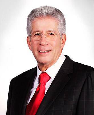 Retrato de Gerardo Ruiz Esparza