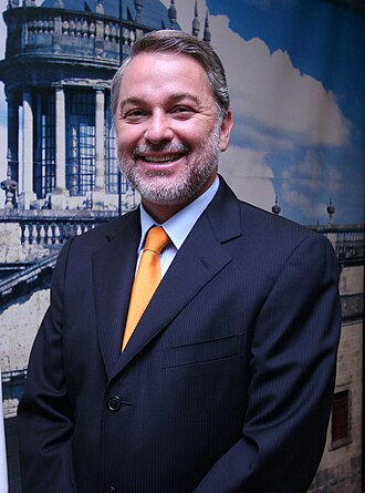 Retrato de Emilio González Márquez