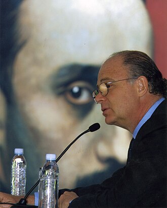 Retrato de Enrique Krauze