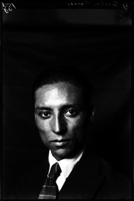 Retrato de Carlos Garcés