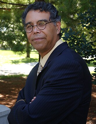 Retrato de Héctor Ávalos