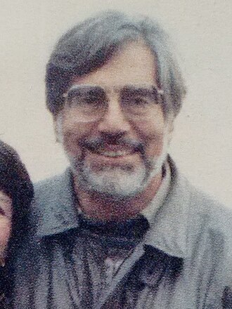 Retrato de Cinna Lomnitz