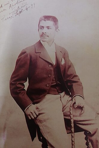 Retrato de Julián Carrillo