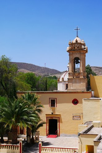 Santuario del Señor del Tepozán, Asientos