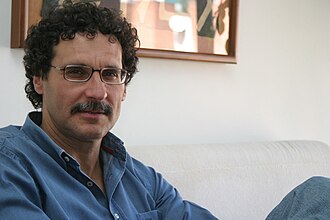 Retrato de Fabio Morábito